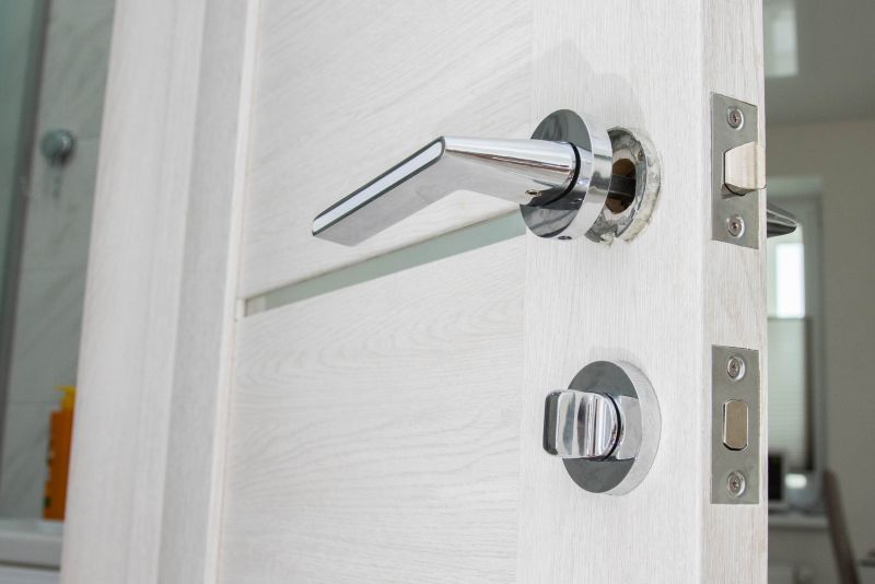 Commercial Door Handles Repair